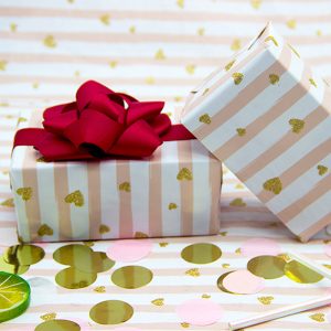 Papier cadeau en feuille d'or – Image 1